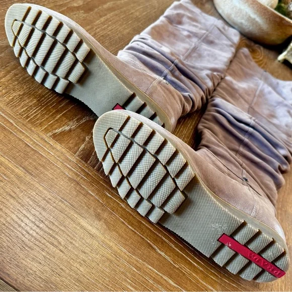 EUC taupe slouchy Prada flat calfskin boots 39 / 8 - Picture 9 of 16